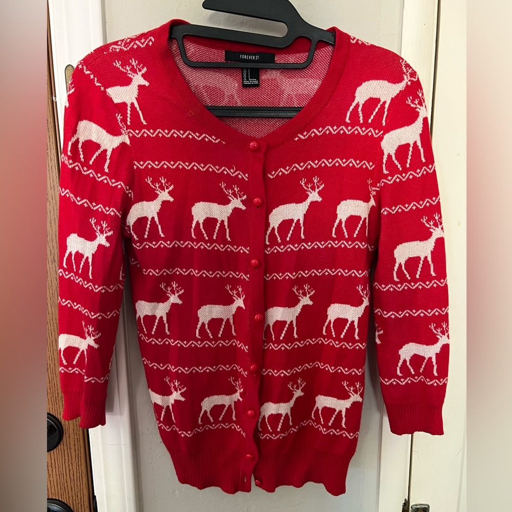 Forever 21 size s sweater